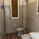 M018 Marcelli, Trilocale Con Giardino Dx דירה