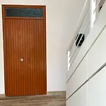 M018 Marcelli, Trilocale Con Giardino Dx דירה מרצ'לי