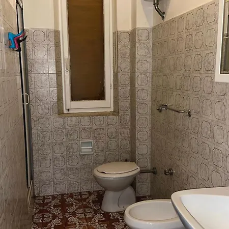 M018 Marcelli, Trilocale Con Giardino Dx Appartement
