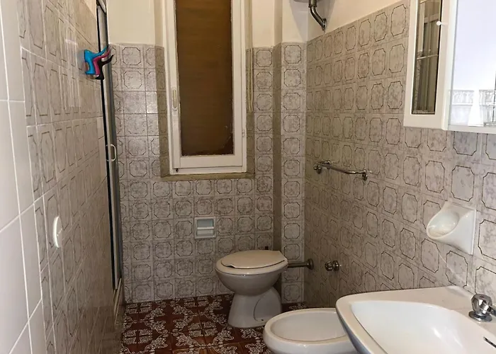 M018 Marcelli, Trilocale Con Giardino Dx Διαμέρισμα